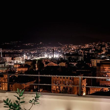 شقة 105M2 Penthouse Sea View Rijeka With Free Garage Parking المظهر الخارجي الصورة
